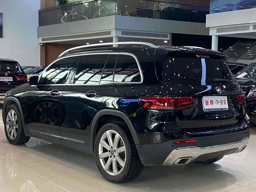 MERCEDES BENZ GLB 2020