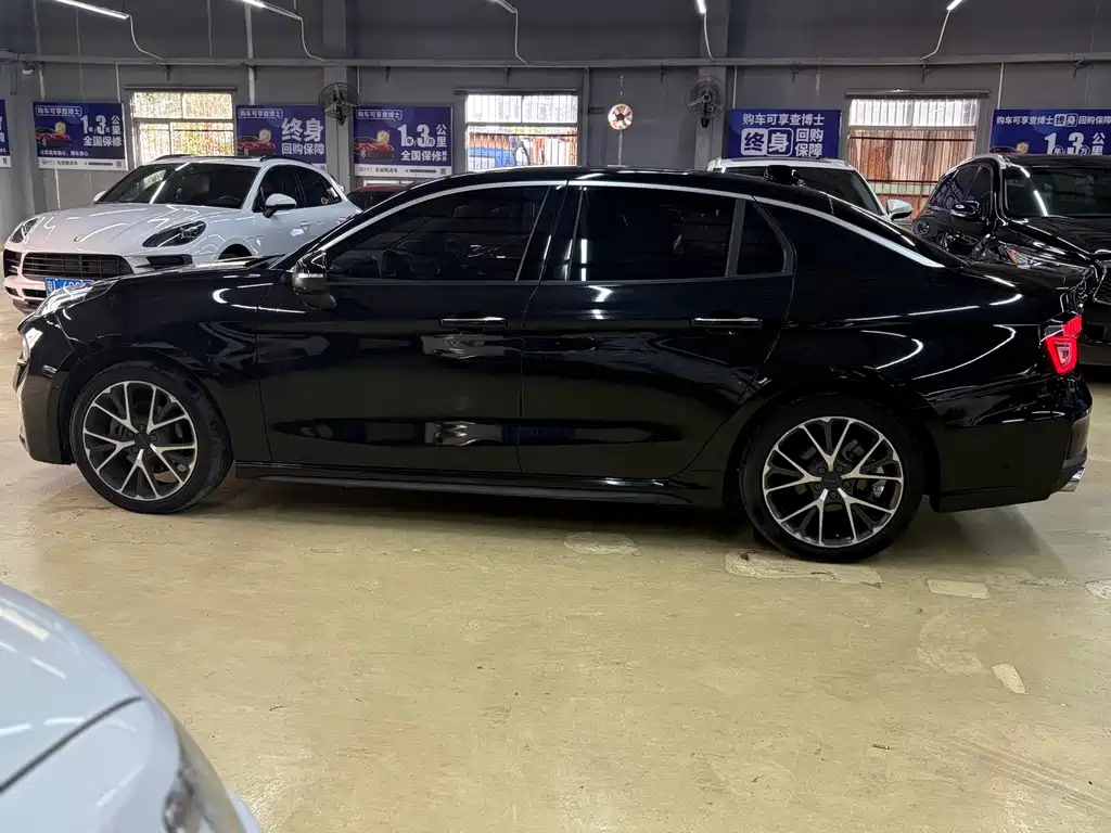 LYNK&CO 03 2019