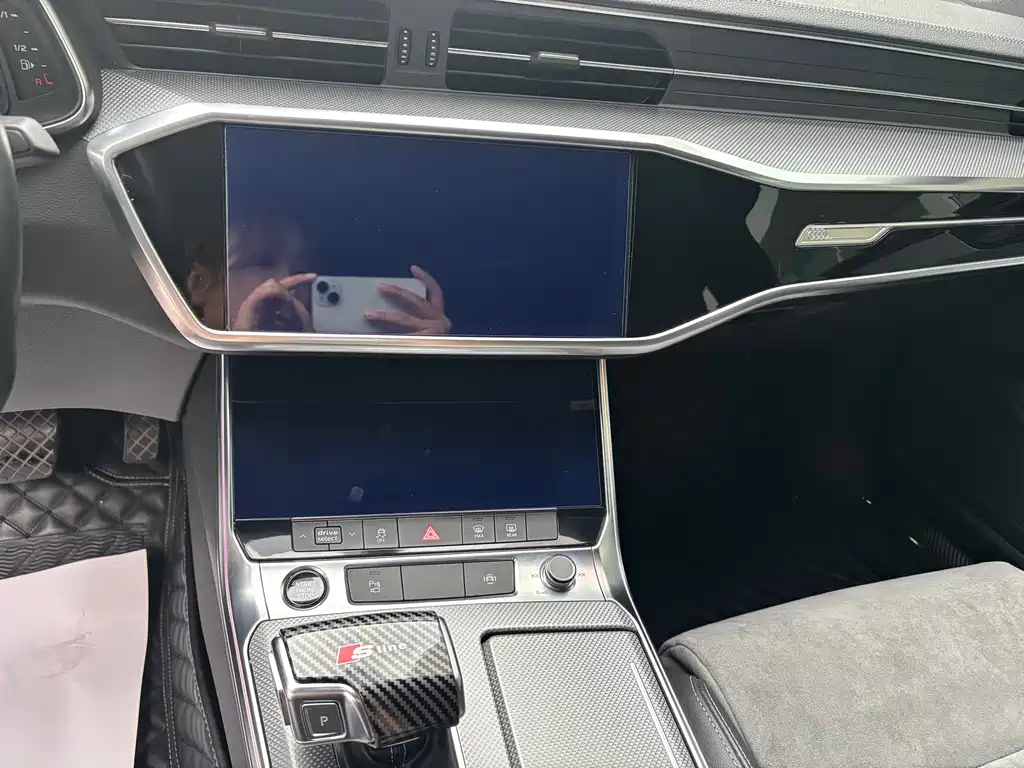 AUDI A6L 2022
