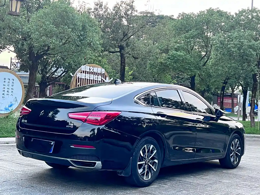 HONGQI H5 2021