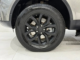 LAND ROVER DISCOVERY  2019 YEAR 2.0T SE 2019