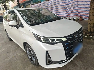 TRUMPCHI M6  2023 YEAR PRO 270T DCT DELUXE EDITION 2023