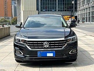 VOLKSWAGEN PASSAT 2020
