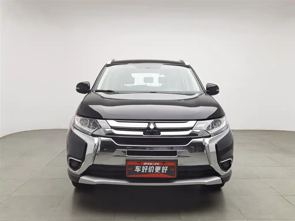 MITSUBISHI OUTLANDER 2018