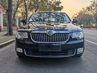SKODA SUPERB 2012