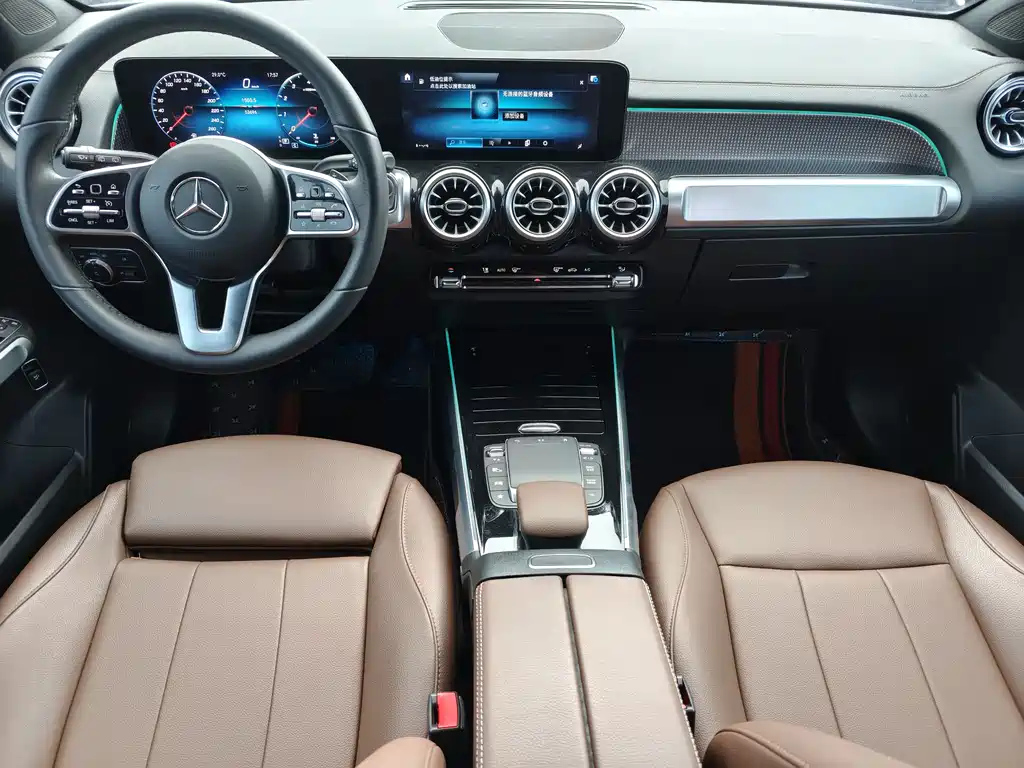 MERCEDES BENZ GLB 2022