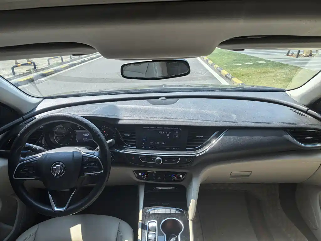 BUICK REGAL 2019