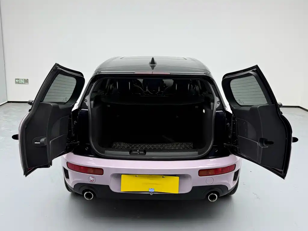 MINI CLUBMAN 2021