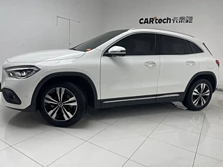 MERCEDES BENZ GLA  2020