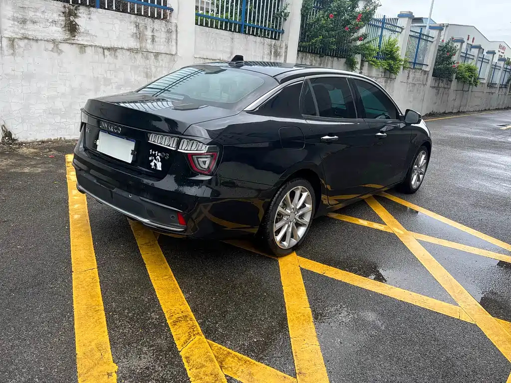 LYNK&CO 03 2019