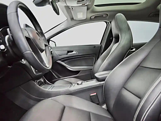 MERCEDES BENZ GLA  2016 YEAR GLA 220 4MATIC FASHION 2016