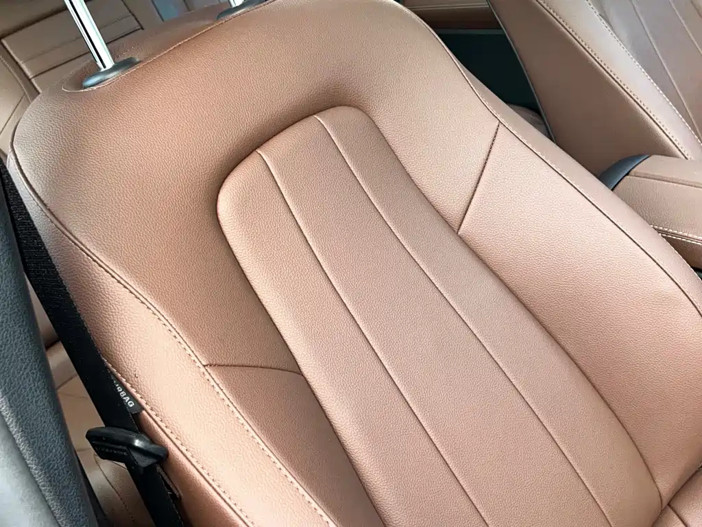 MERCEDES BENZ GLB 2024