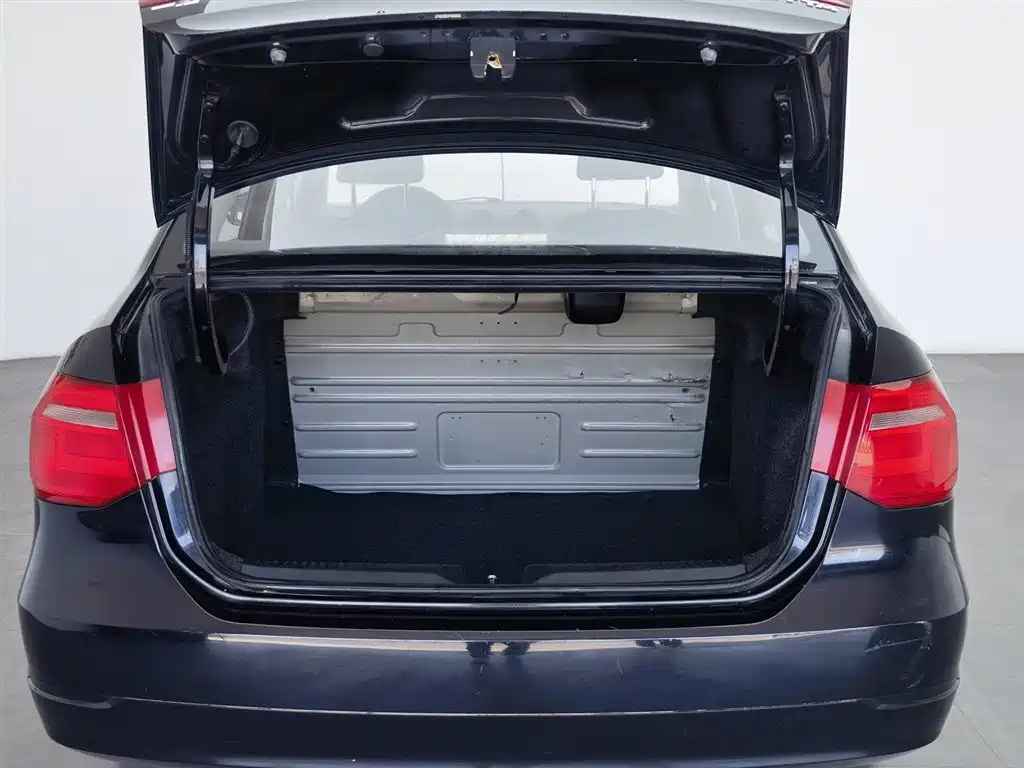 VOLKSWAGEN JETTA 2015