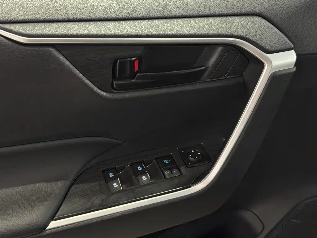 TOYOTA RAV4 RONGFANG 2024