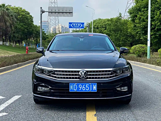 VOLKSWAGEN MAGOTAN 2023