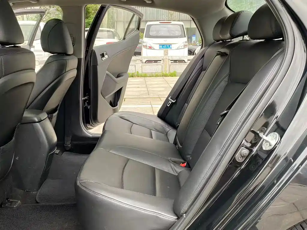 KIA K5 2014