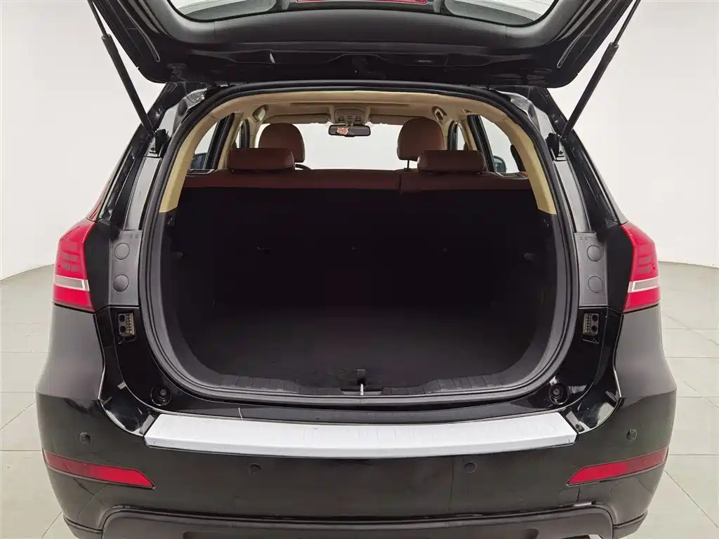 HAVAL H2 2015