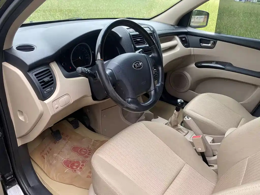 KIA SPORTAGE 2013