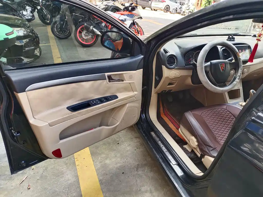 ROEWE 350 2012