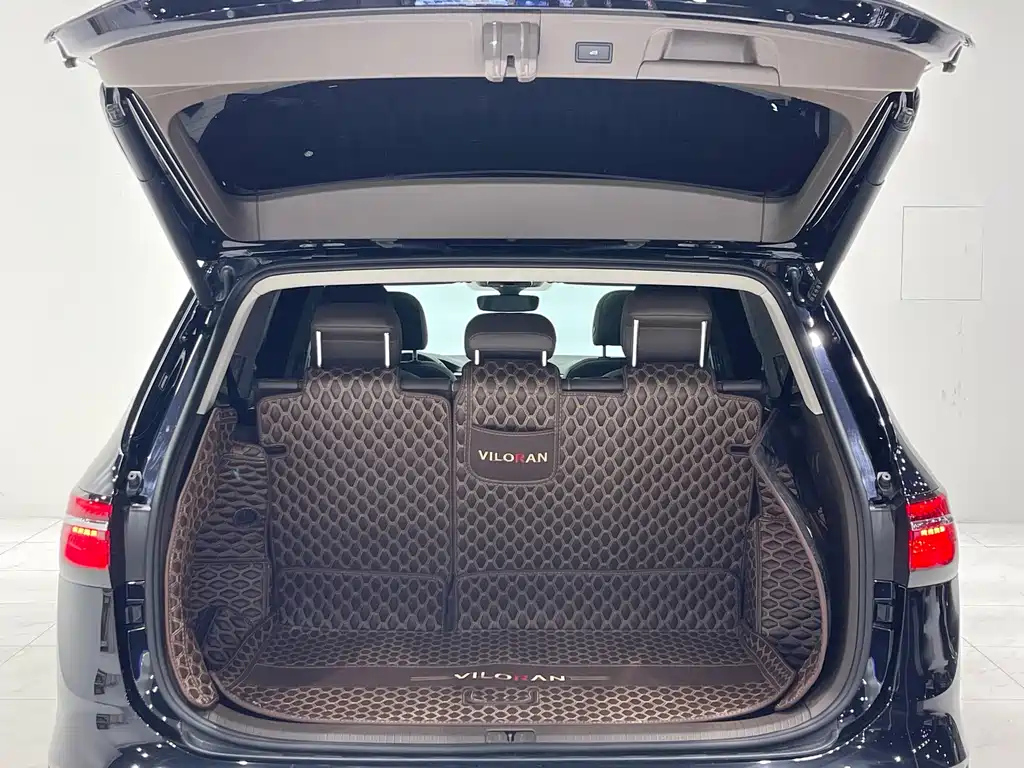 VOLKSWAGEN VILORAN 2024