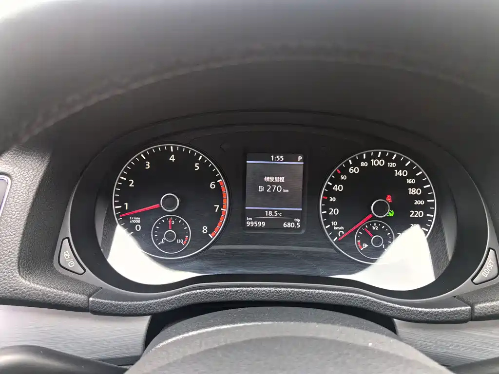 VOLKSWAGEN PASSAT 2014