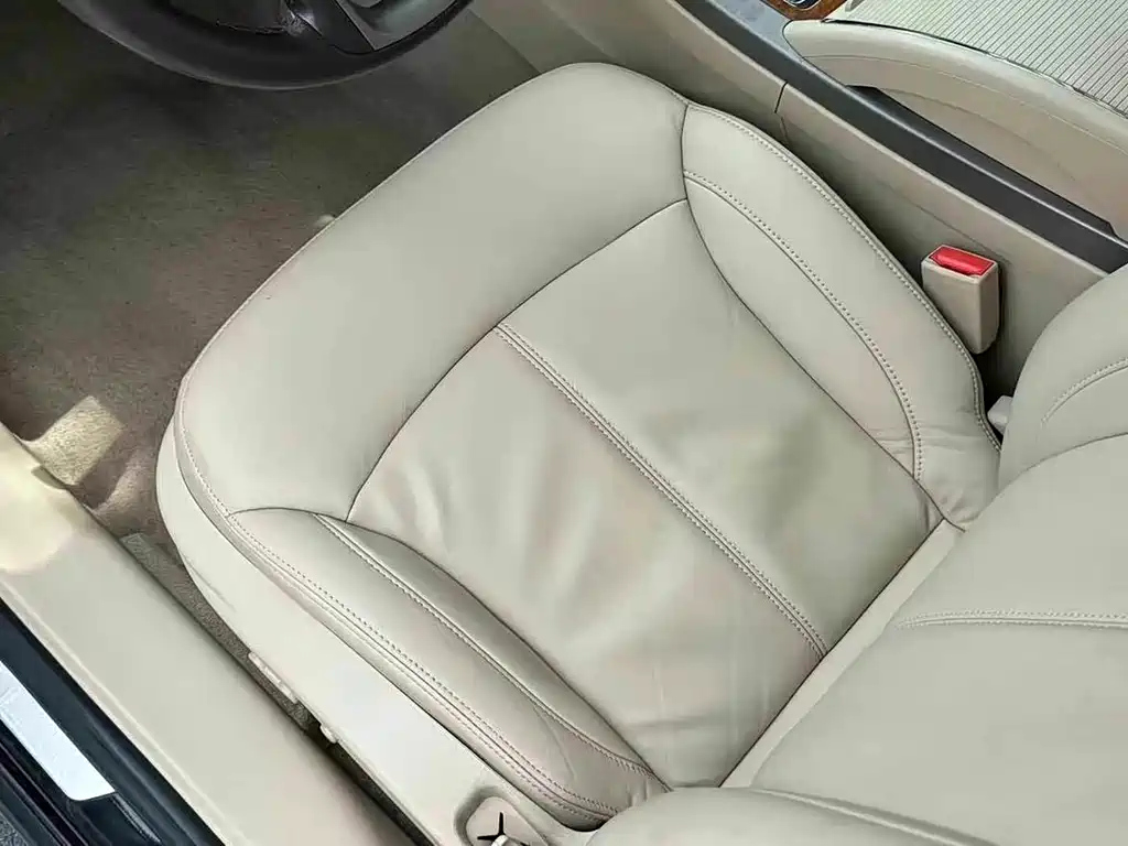 BUICK LACROSSE 2010