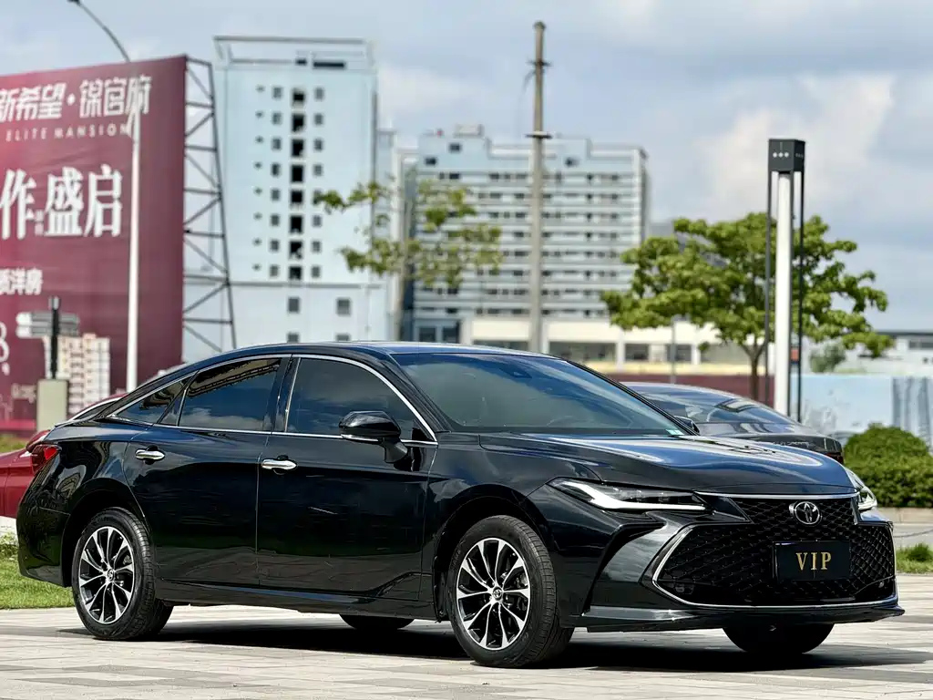 TOYOTA AVALON 2023
