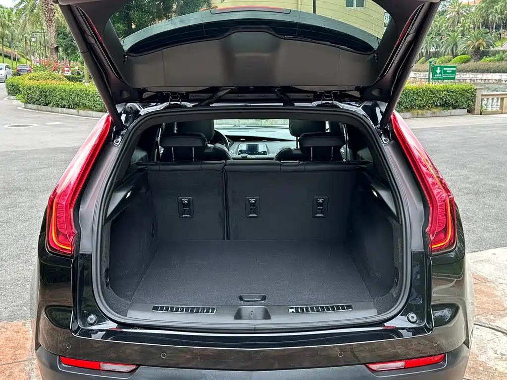 CADILLAC XT4 2021