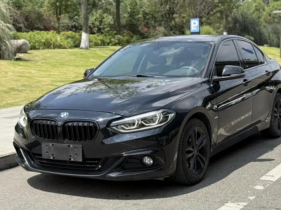 Аукционный лист BMW 1-SERIES 2018