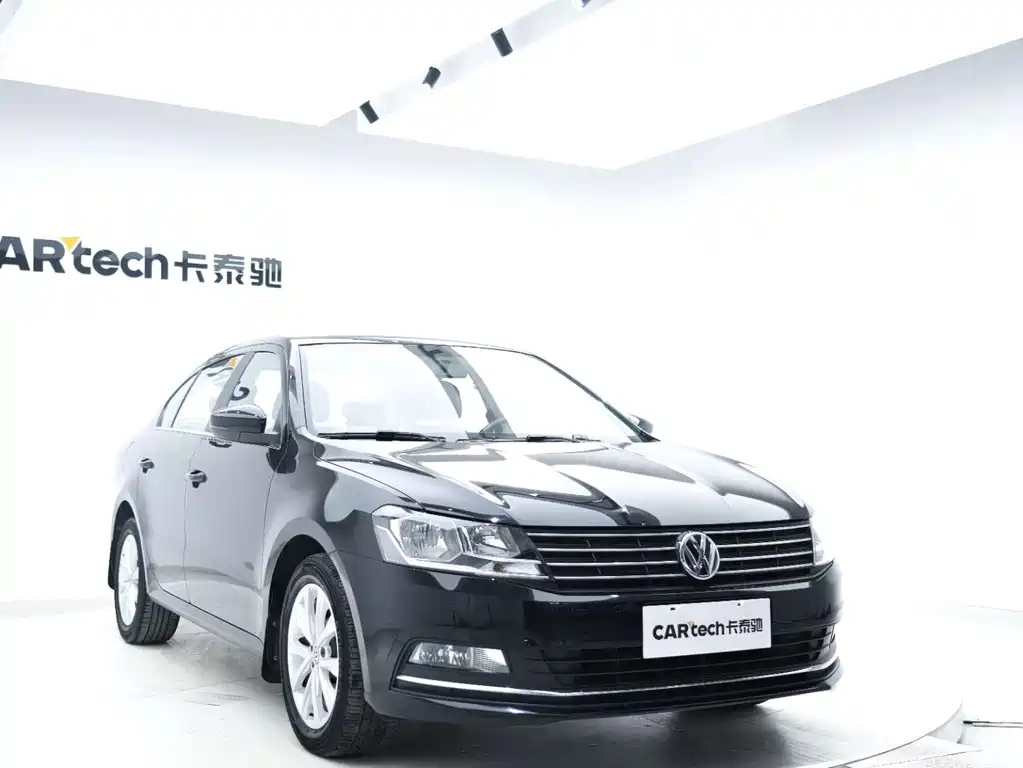 VOLKSWAGEN LAVIDA 2017