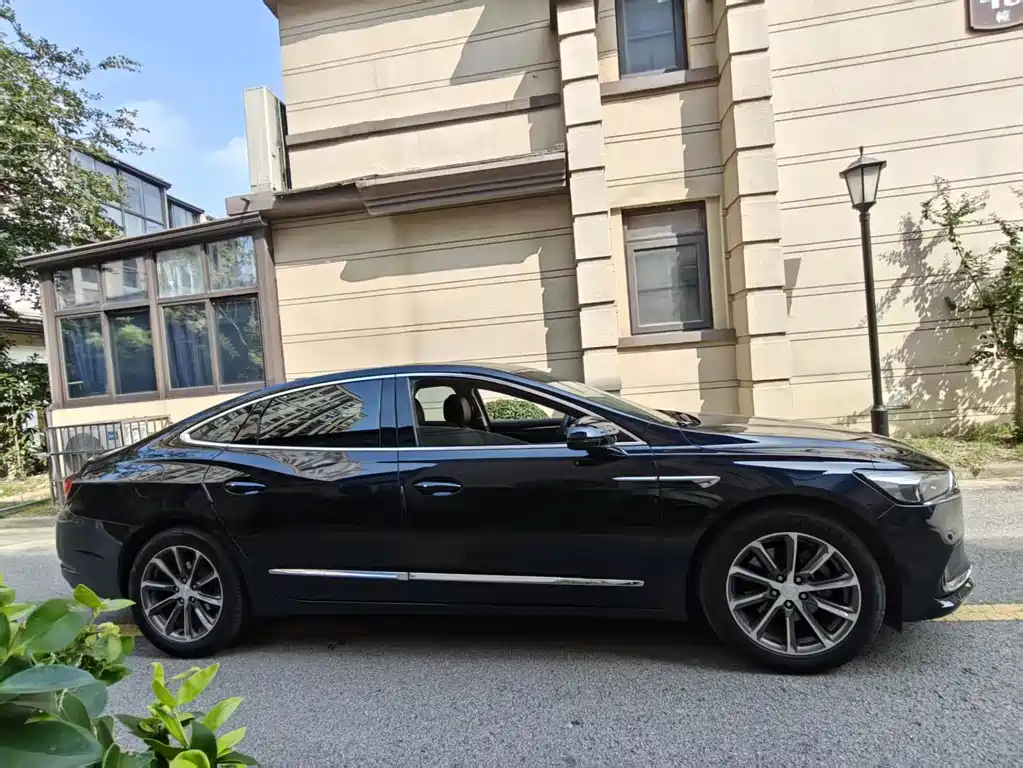 BUICK LACROSSE 2020