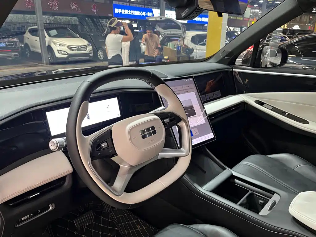 GEELY GALAXY GALAXY L7 2023