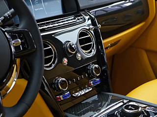 ROLLS ROYCE CULLINAN  2024 YEAR  SEATS EDITION 2024