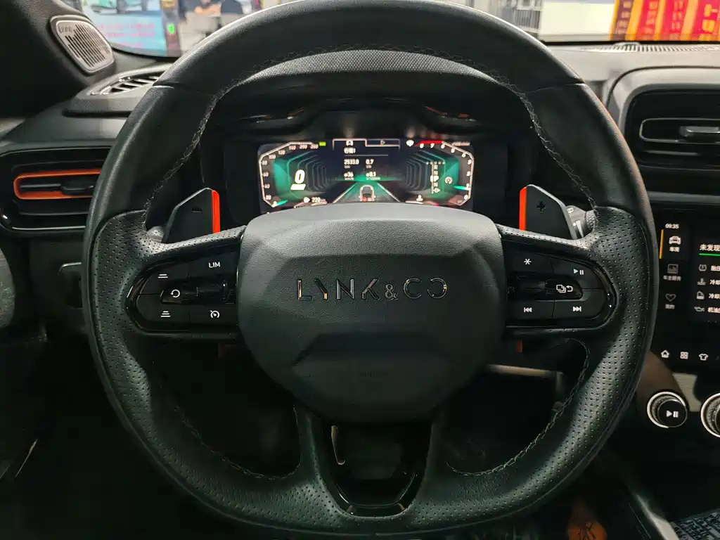 LYNK&CO 02 HATCHBACK 2022