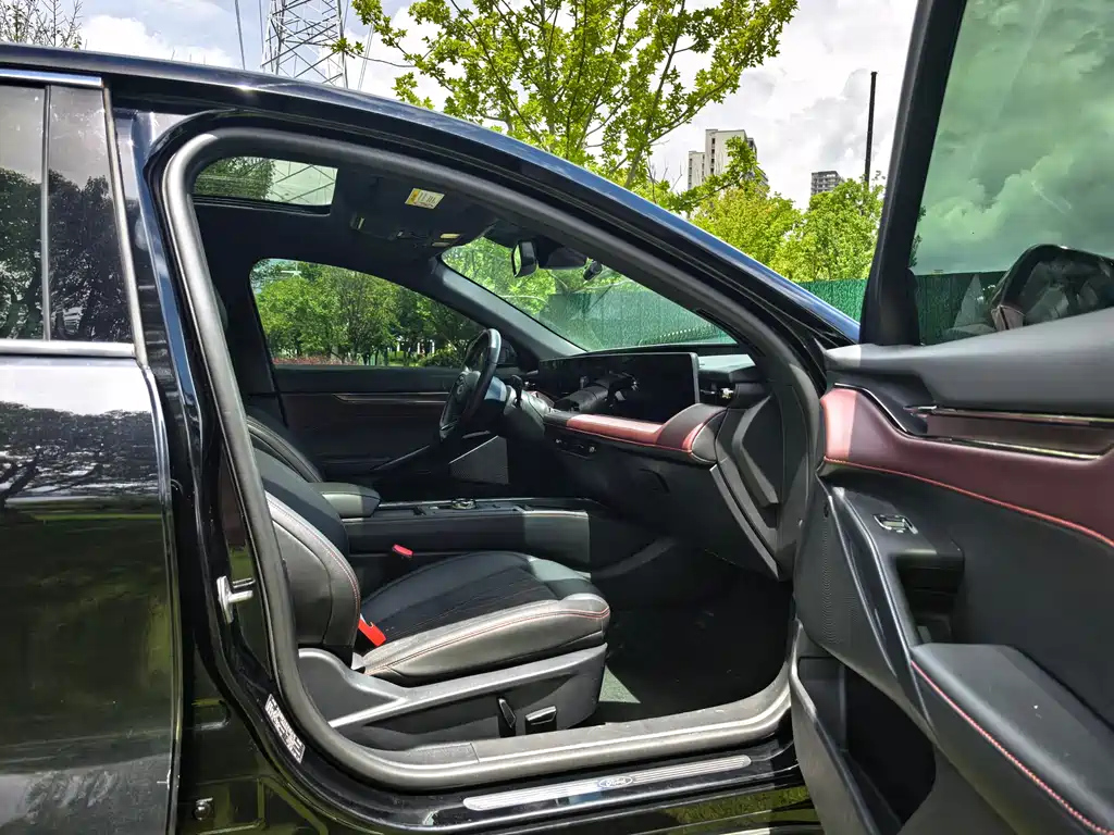 FORD MONDEO 2022