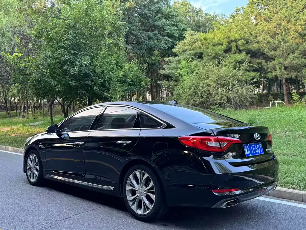 HYUNDAI SONATA 2015