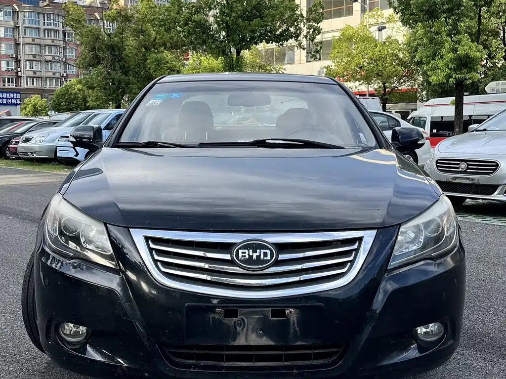 BYD G6 2015