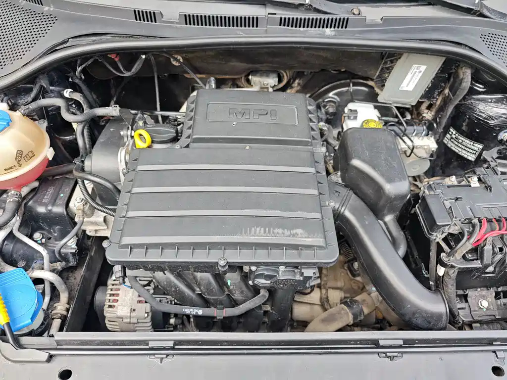 VOLKSWAGEN JETTA 2015