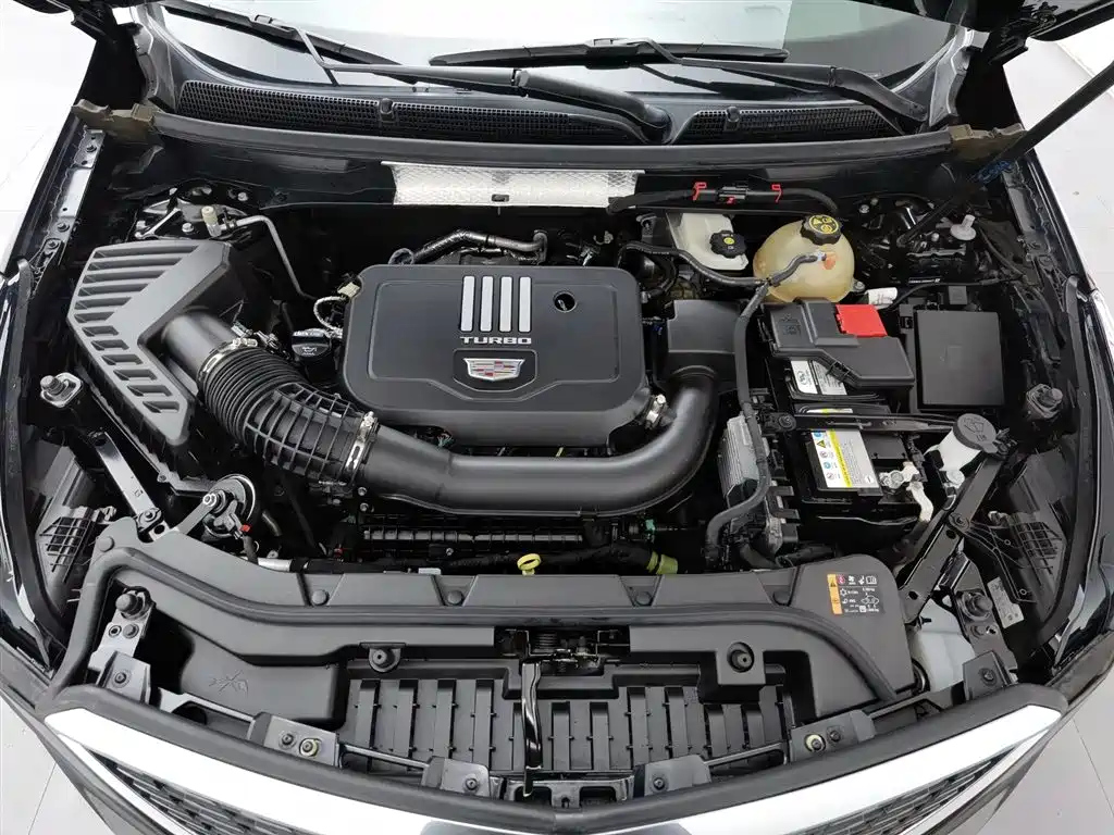 CADILLAC XT5 2022