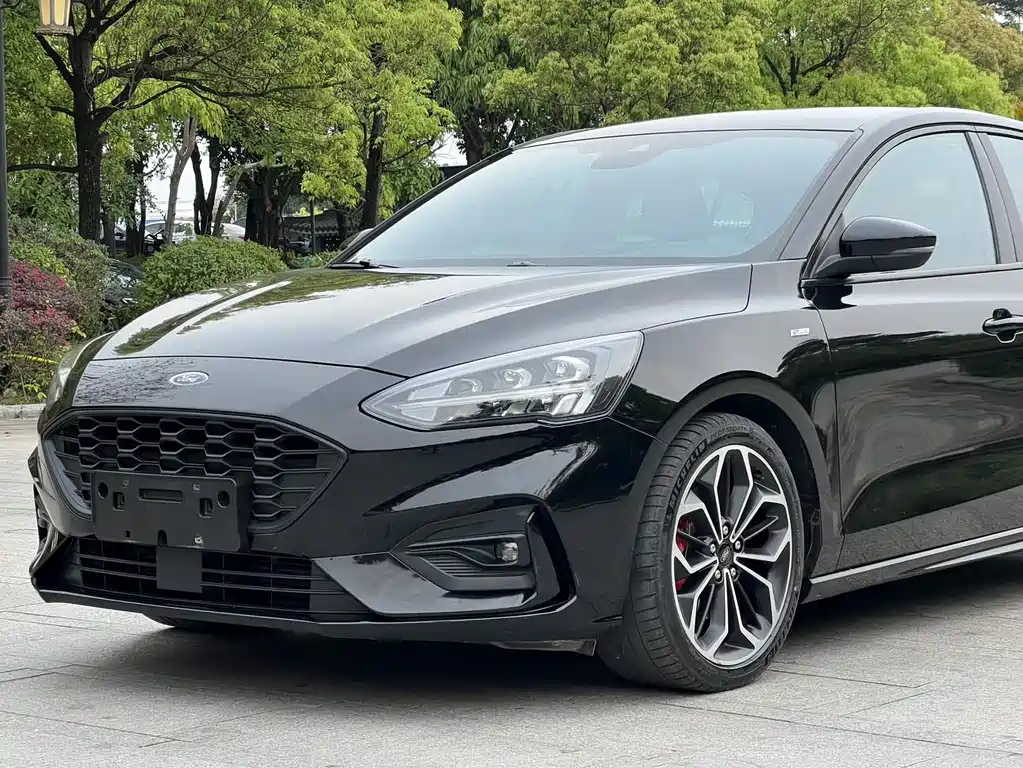 FORD FOCUS 2020