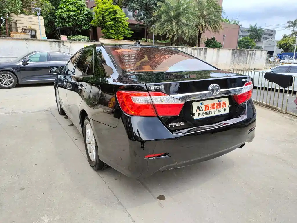 TOYOTA CAMRY 2012