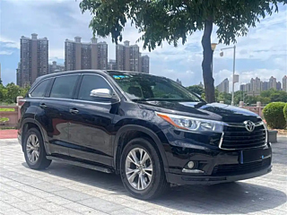 TOYOTA HIGHLANDER 2015