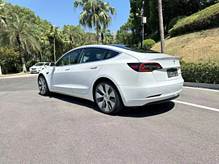 TESLA MODEL 3  2019 YEAR STANDARD RANGE  UPGRADED EDITION 2019