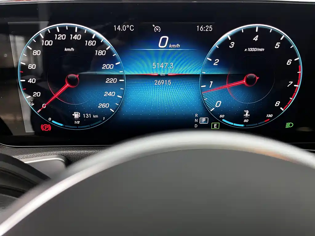 MERCEDES BENZ GLB 2022