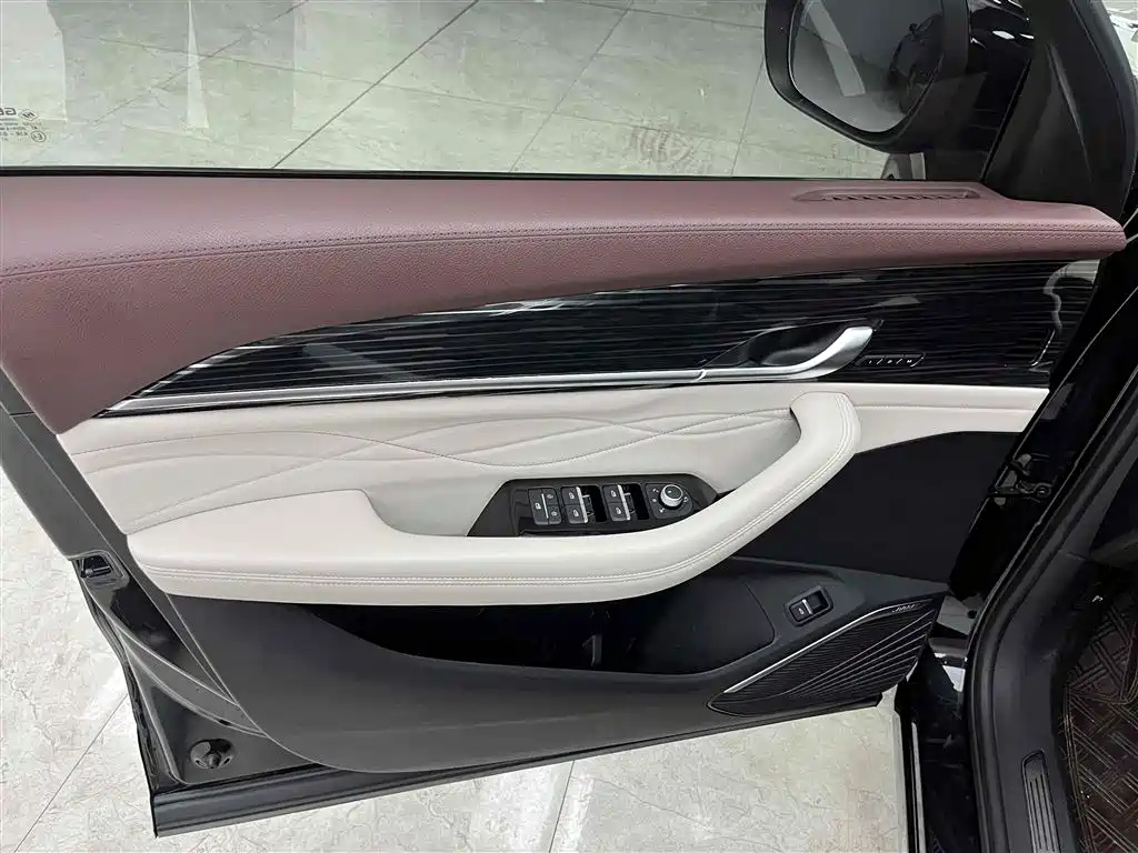 GEELY AUTO MONJARO 2021