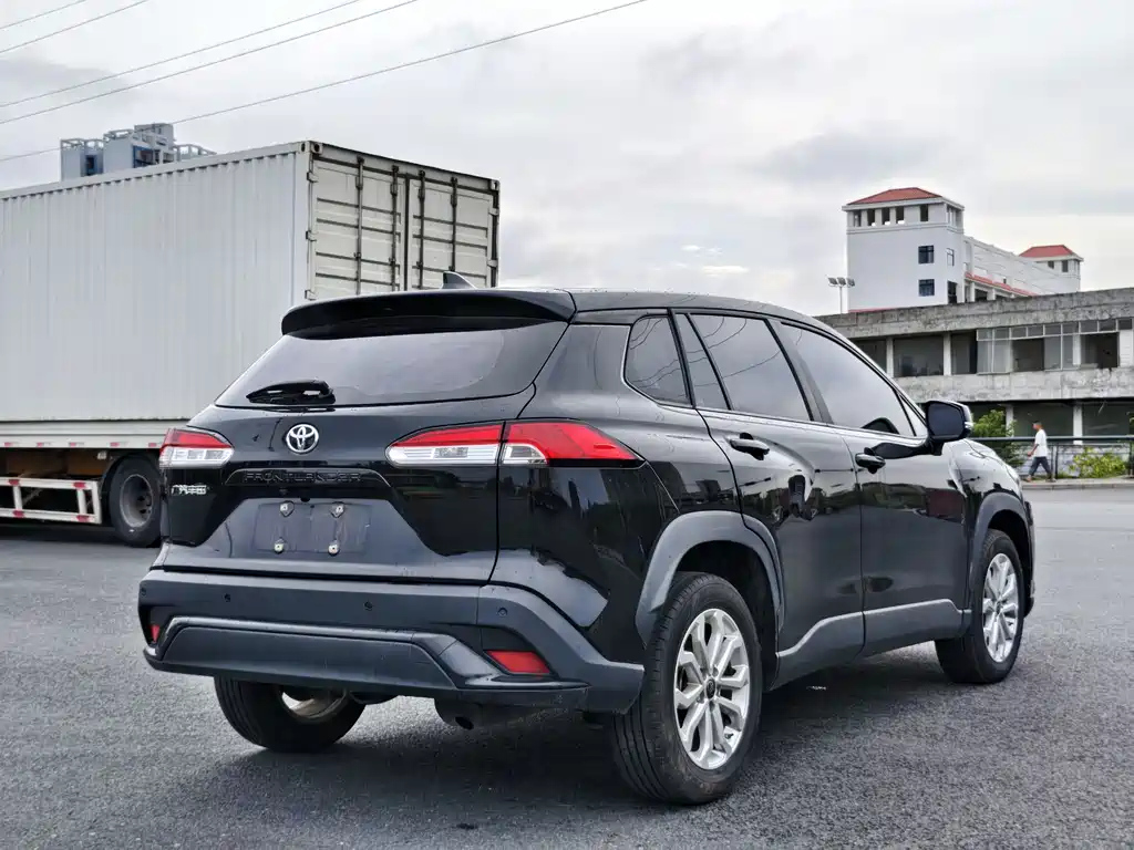 TOYOTA FRONTLANDER 2022