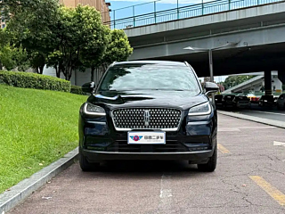 LINCOLN ADVENTURER 2020