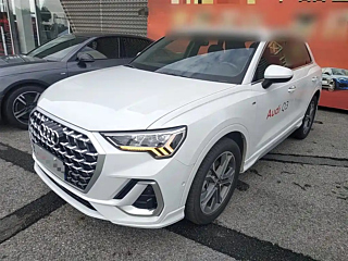 AUDI Q3 2024