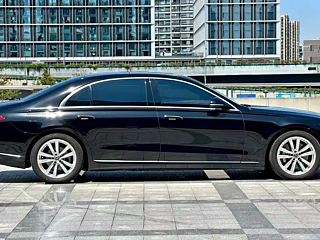 MERCEDES BENZ S-CLASS 2024