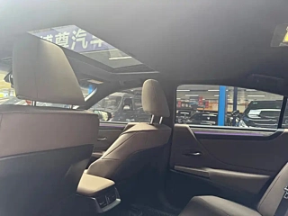 LEXUS ES 2025 YEAR 200 EDITION 2025